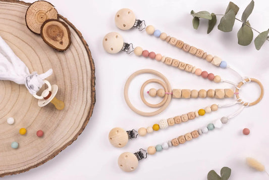 Quel attache tétine choisir pour le confort et la sécurité de bébé ?